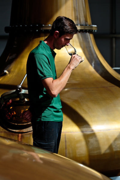 Aberargie whisky taster